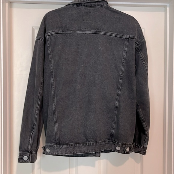 Oversized black jean jacket - Picture 2 of 3